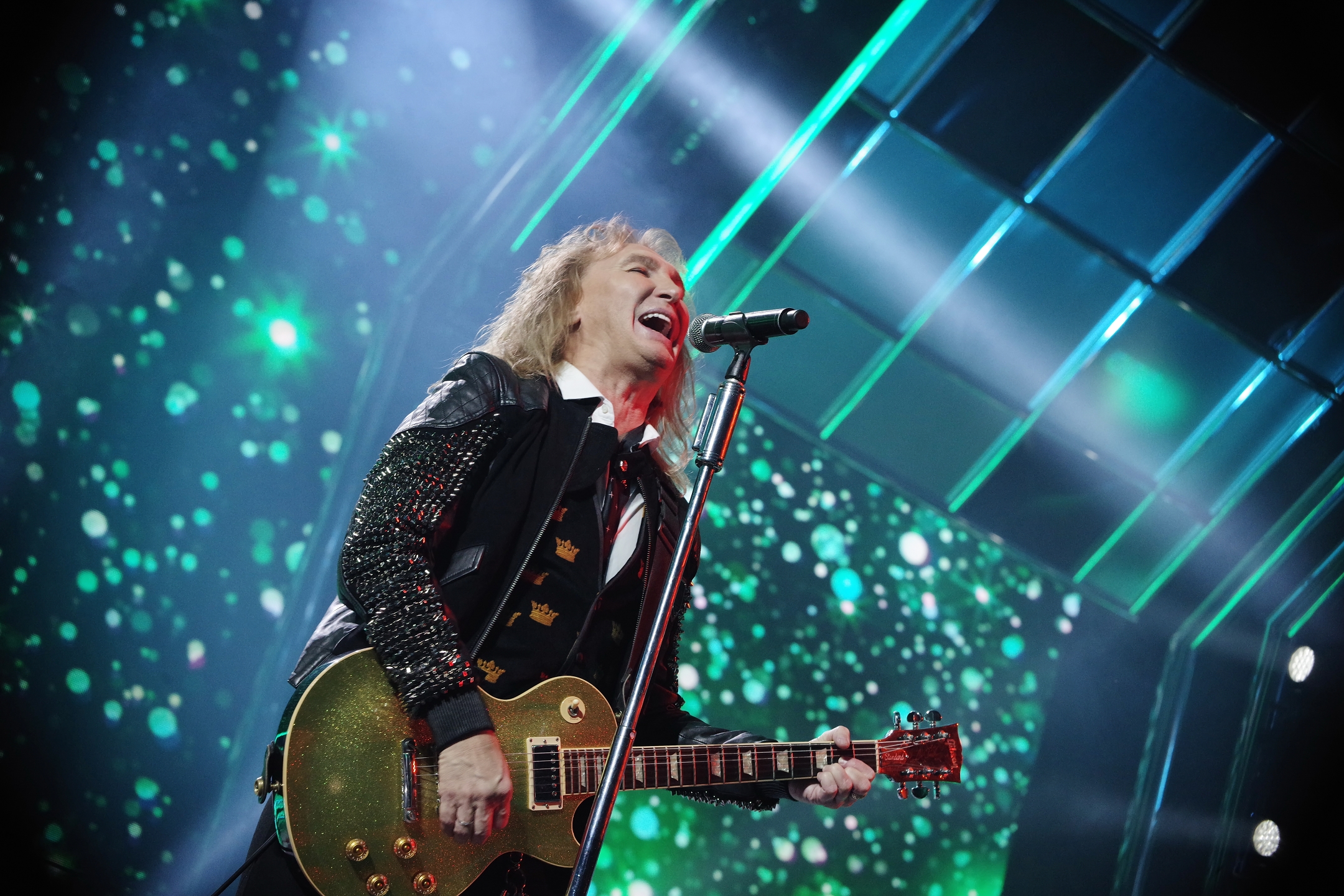 александр иванов в группе рондо в 80-х. александр иванов бледный бармен. александр иванов рондо. александр иванов группа рондо. александр иванов рондо.